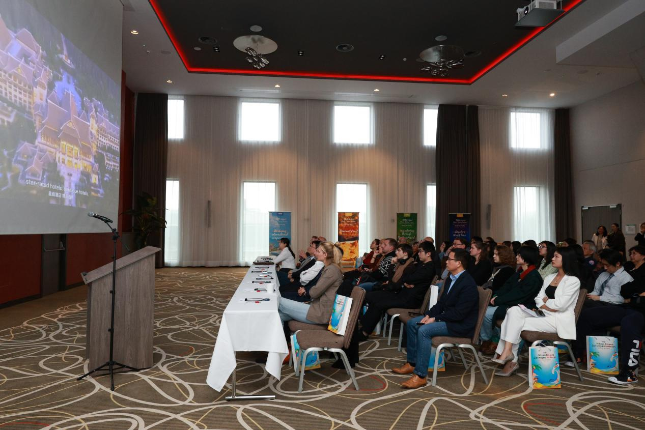 「你好中國(guó)·陽(yáng)光海南」旅文推介會(huì)在荷蘭成功舉行