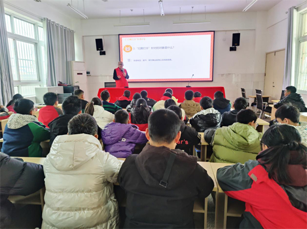 安徽巢湖經開區(qū)：「護苗2024·綠書簽」活動進課堂