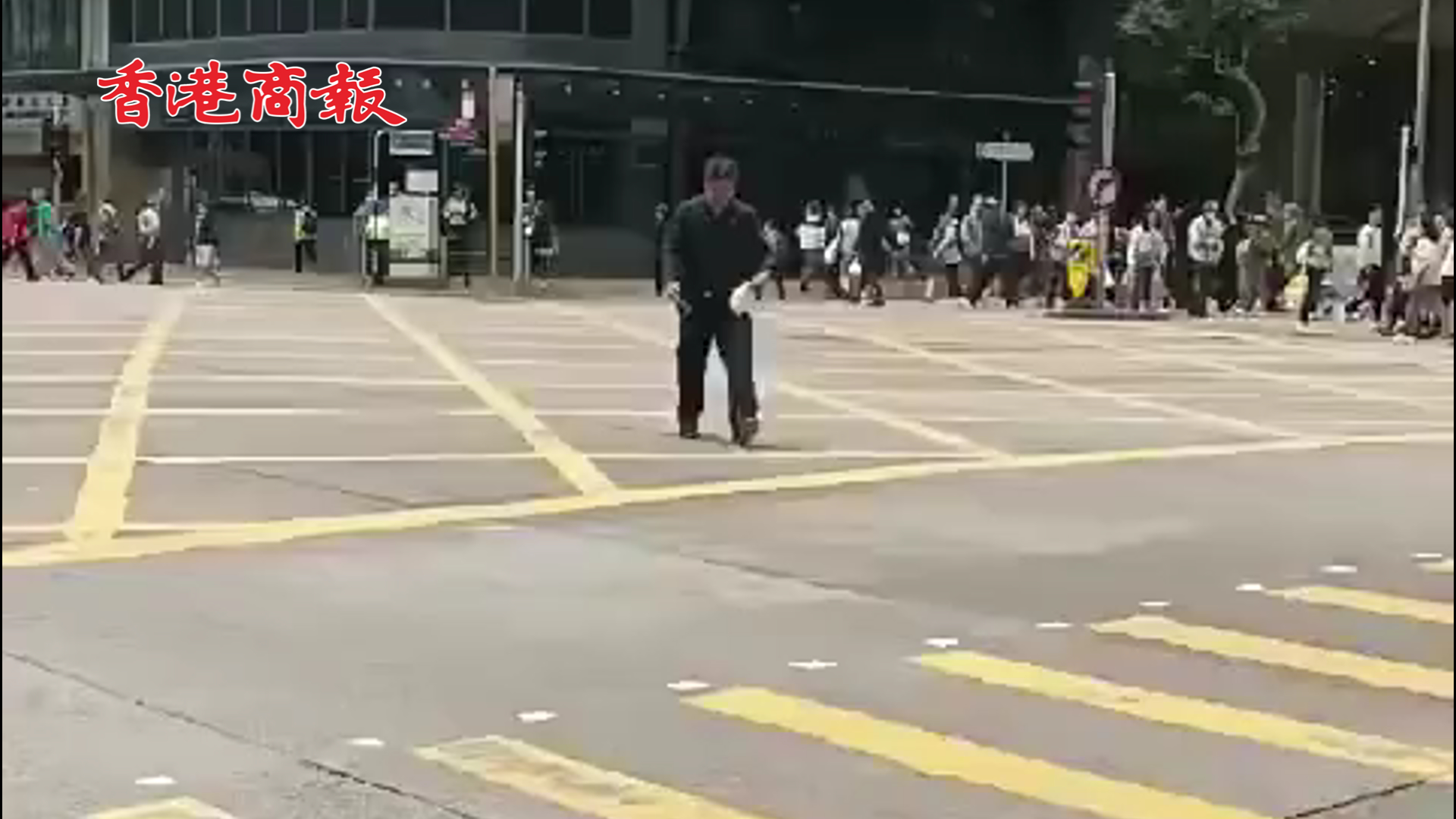 有片丨罰款2000港元！香港嚴(yán)打亂過(guò)馬路