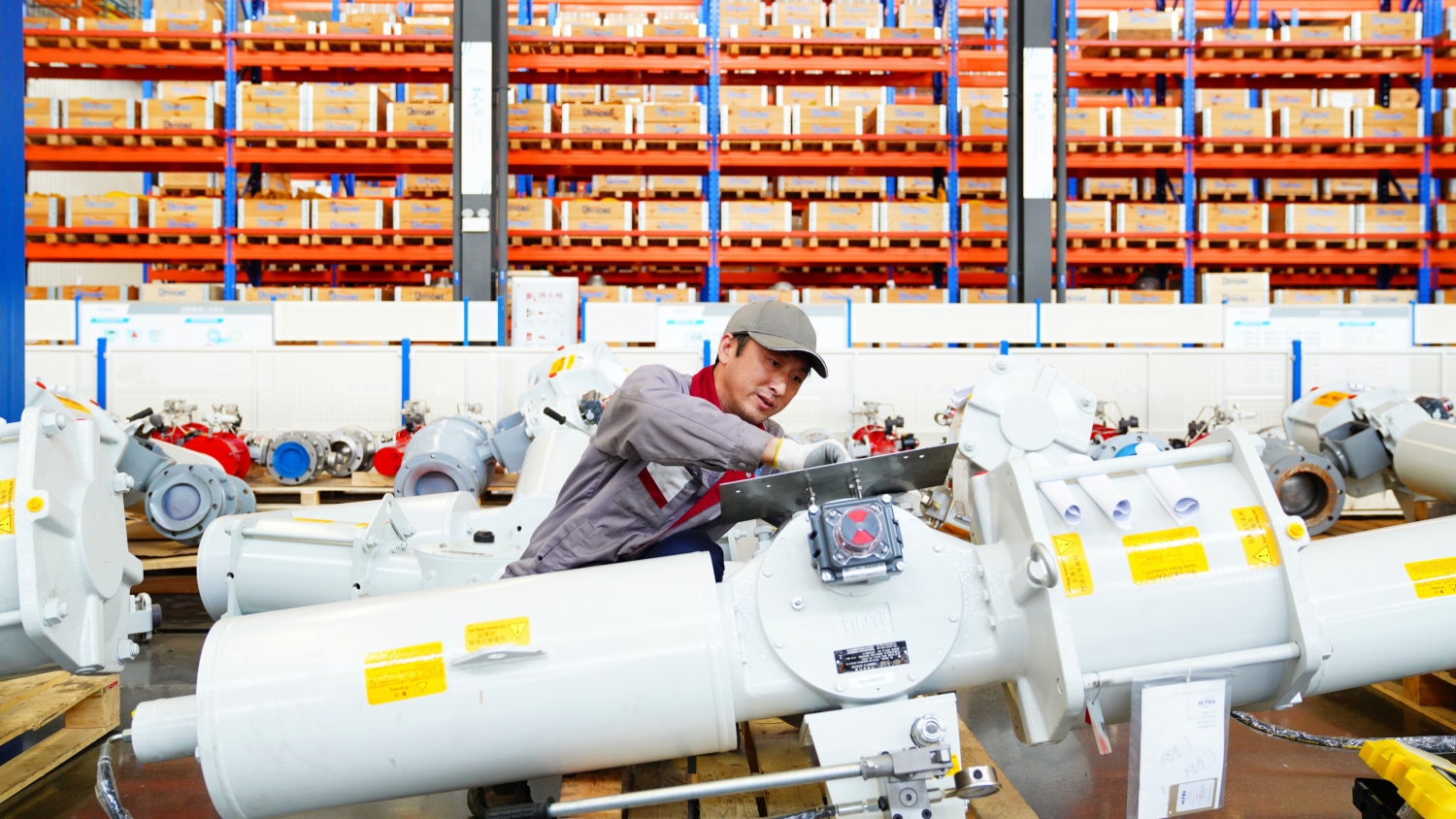 今年前2個(gè)月我國民間投資增速由負(fù)轉(zhuǎn)正