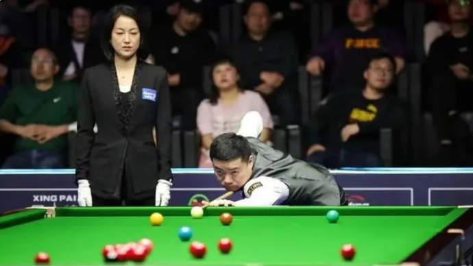 斯諾克世界公開(kāi)賽：丁俊暉挺進(jìn)決賽 將與特魯姆普爭(zhēng)冠