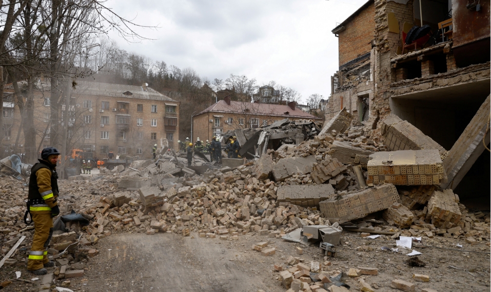 烏克蘭首都基輔多次強(qiáng)烈爆炸 烏媒稱俄方使用高超音速導(dǎo)彈