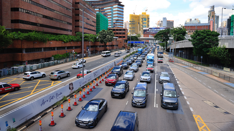 交通投訴組去年第四季度接獲逾萬宗投訴 公共交通服務(wù)佔87%