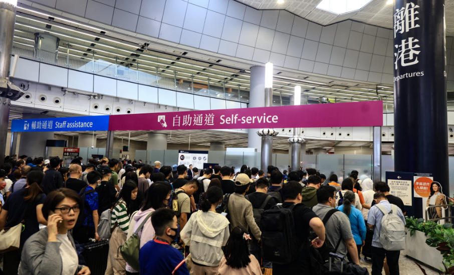 入境處：30日逾100萬人次經(jīng)各口岸出入境