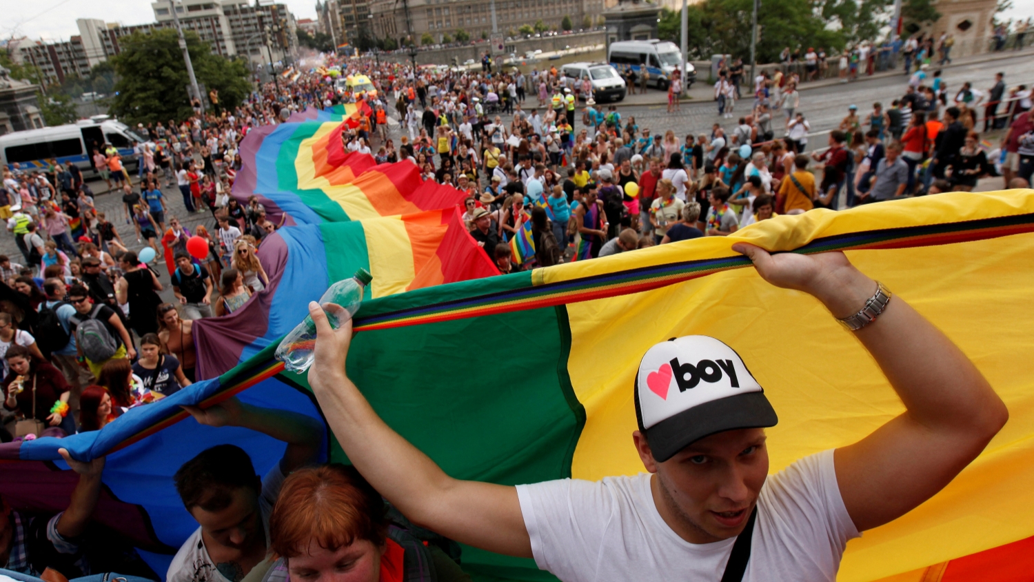 香港身份證性別能改了！需完成變性手術(shù)及符合要求