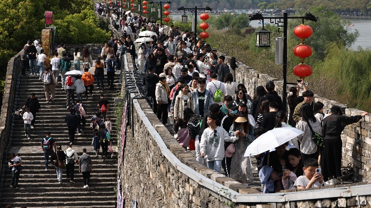 清明假期出入境遊需求顯著增長(zhǎng) 旅遊市場(chǎng)「全面開(kāi)花」