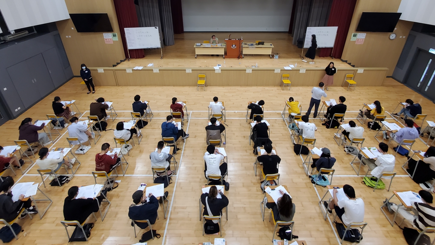 容永祺：「報到易」簡單易用 考評局會全力監(jiān)察確?？忌樌孕泻灥? title=