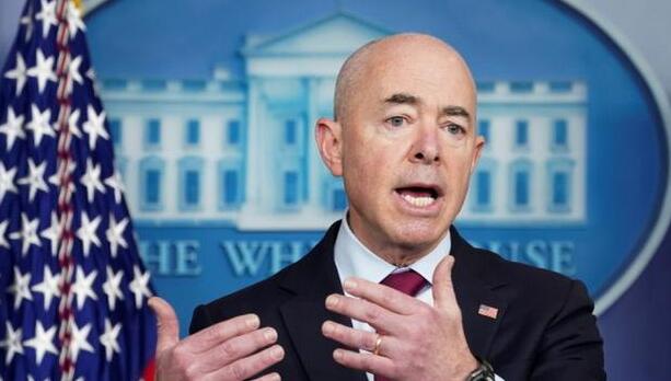 美眾議院將針對(duì)國土安全部長(zhǎng)馬約卡斯彈劾條款移交參議院