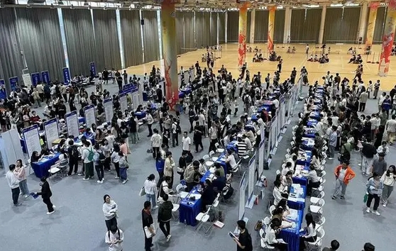 中國就業(yè)大盤如何穩(wěn)？