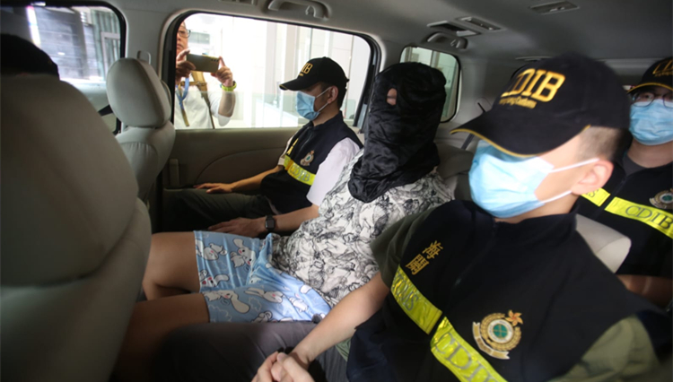 海關破長沙灣毒品儲存?zhèn)}  拘一男檢300萬元毒品