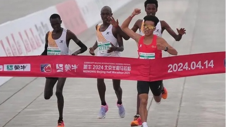 特步北京半馬致歉聲明：嚴(yán)肅處理涉事人員 持續(xù)為中國路跑事業(yè)做貢獻(xiàn)