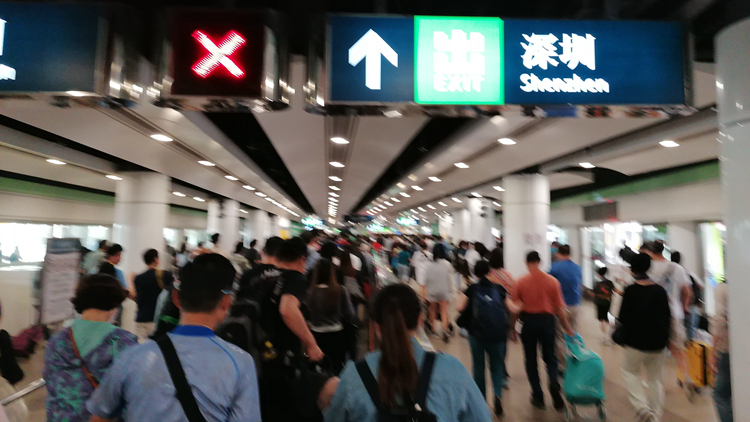 深港服務(wù)業(yè)正在洗牌：香港賺錢深圳花是消費(fèi)升級