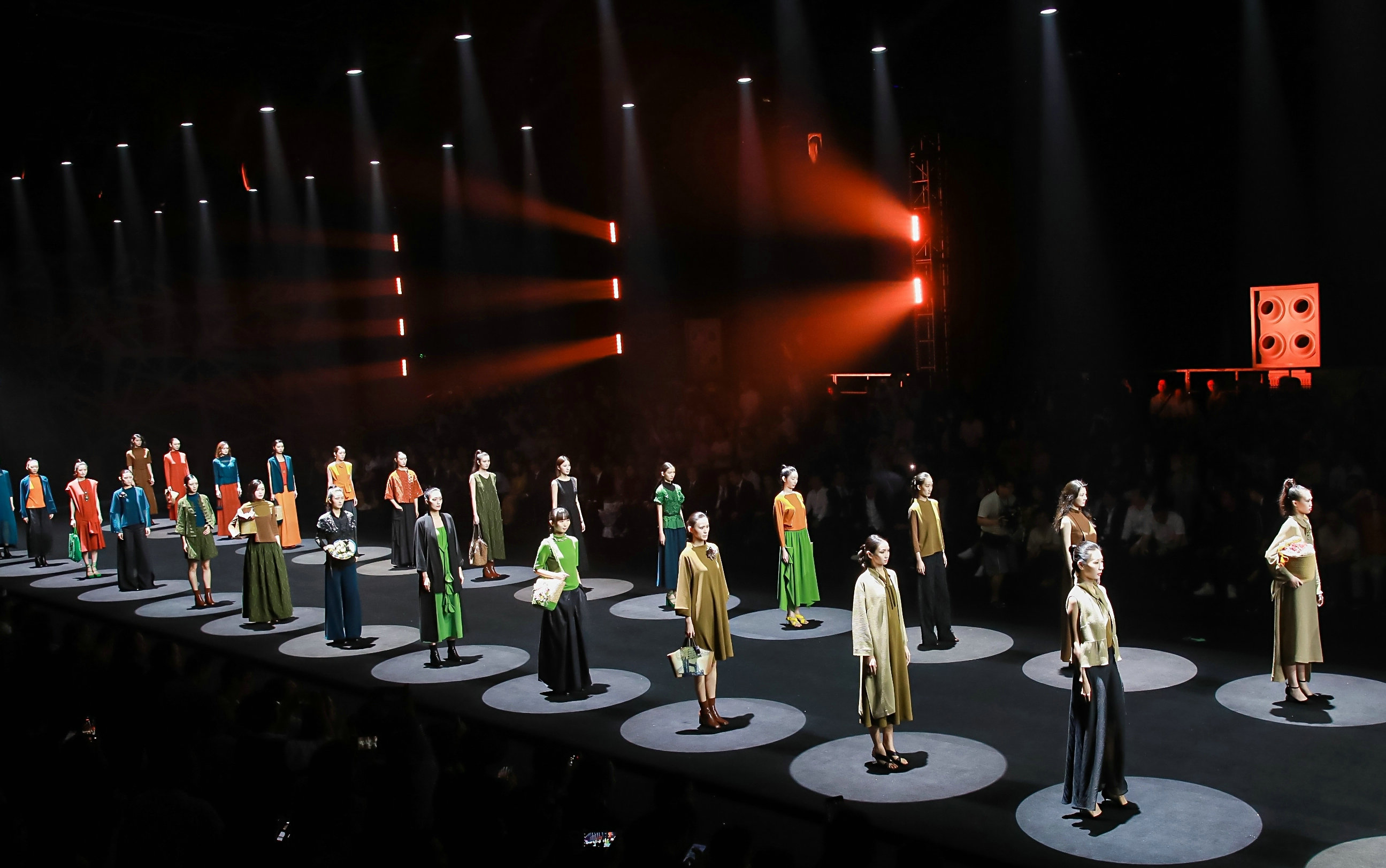 2024廣東時(shí)裝周-春季（第33屆）圓滿落幕