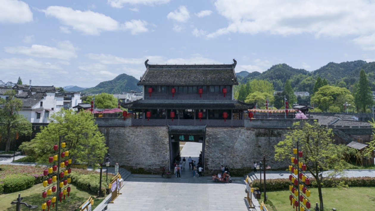 【歙采繽紛 古城煥新】黃山歙縣：徽商故里  「城」勢(shì)起跳