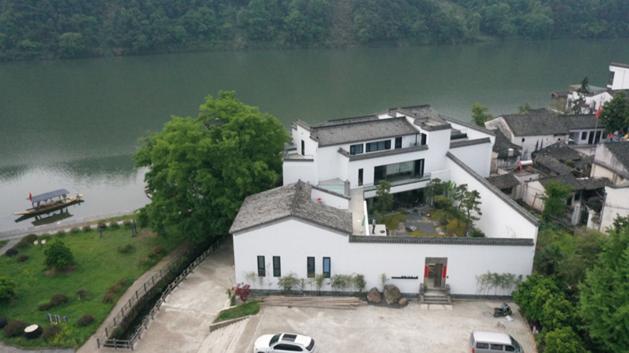 【歙采繽紛·古城煥新之「一江」篇】新安江何以涌動(dòng)「大黃山」新潮