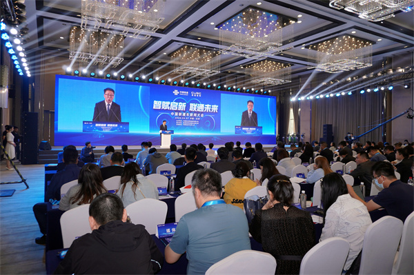 智賦啟新 聯(lián)通未來(lái)丨中國(guó)聯(lián)通車(chē)聯(lián)網(wǎng)大會(huì)成功舉辦 乾貨滿滿！