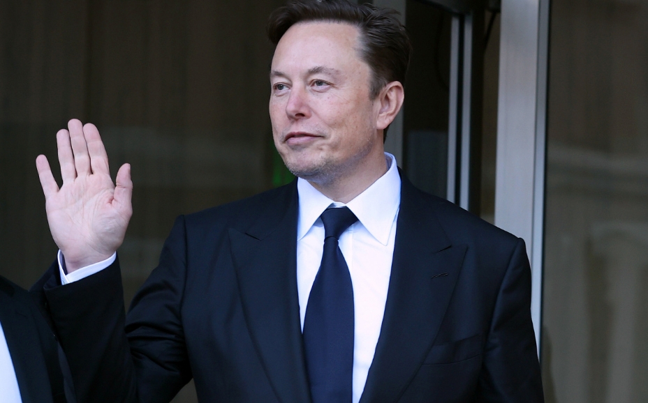 馬斯克抵京，會否亮相車展與雷軍再同框？