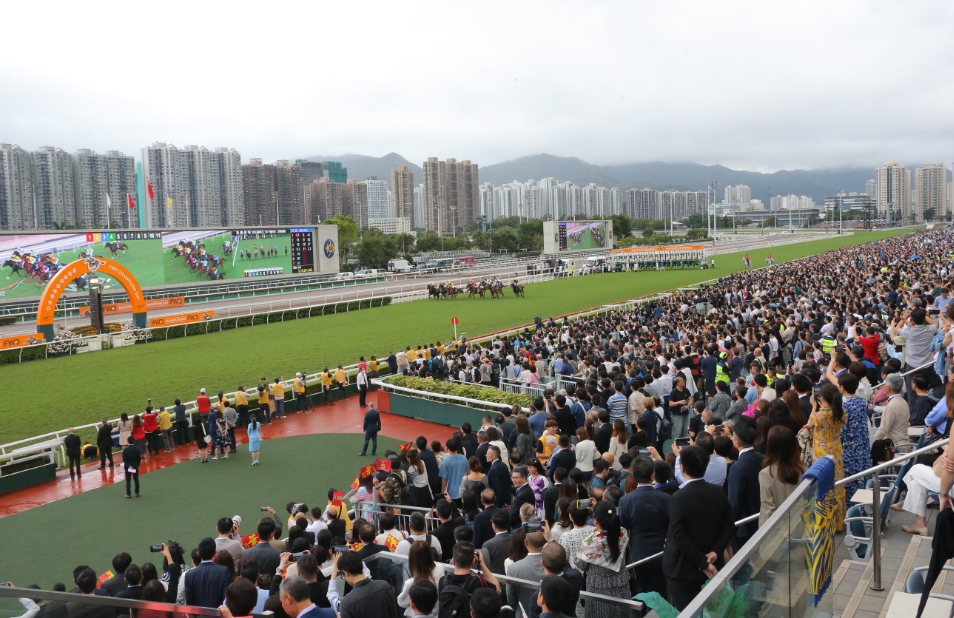 港隊(duì)再次包辦3項(xiàng)一級賽 應(yīng)家柏:美滿而傑出的成就