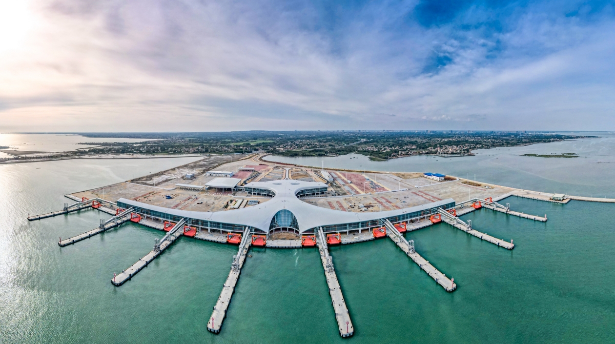 「五一」假期瓊州海峽客流量、車流量預(yù)計同比增長15%