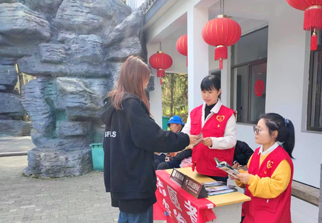 皖黟縣美溪：景點美業(yè)態(tài)多 小長假安心游