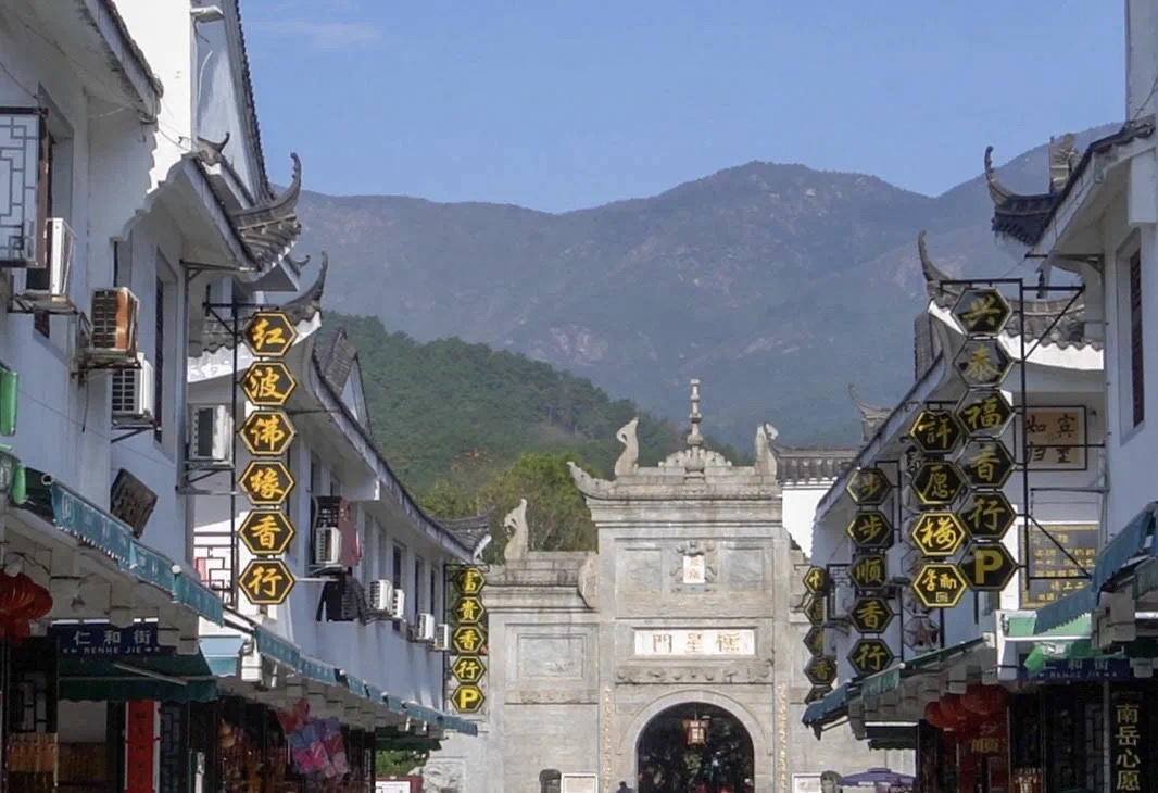 南嶽古鎮(zhèn)——高牆窄巷的幽靜，古樸悠遠的典雅