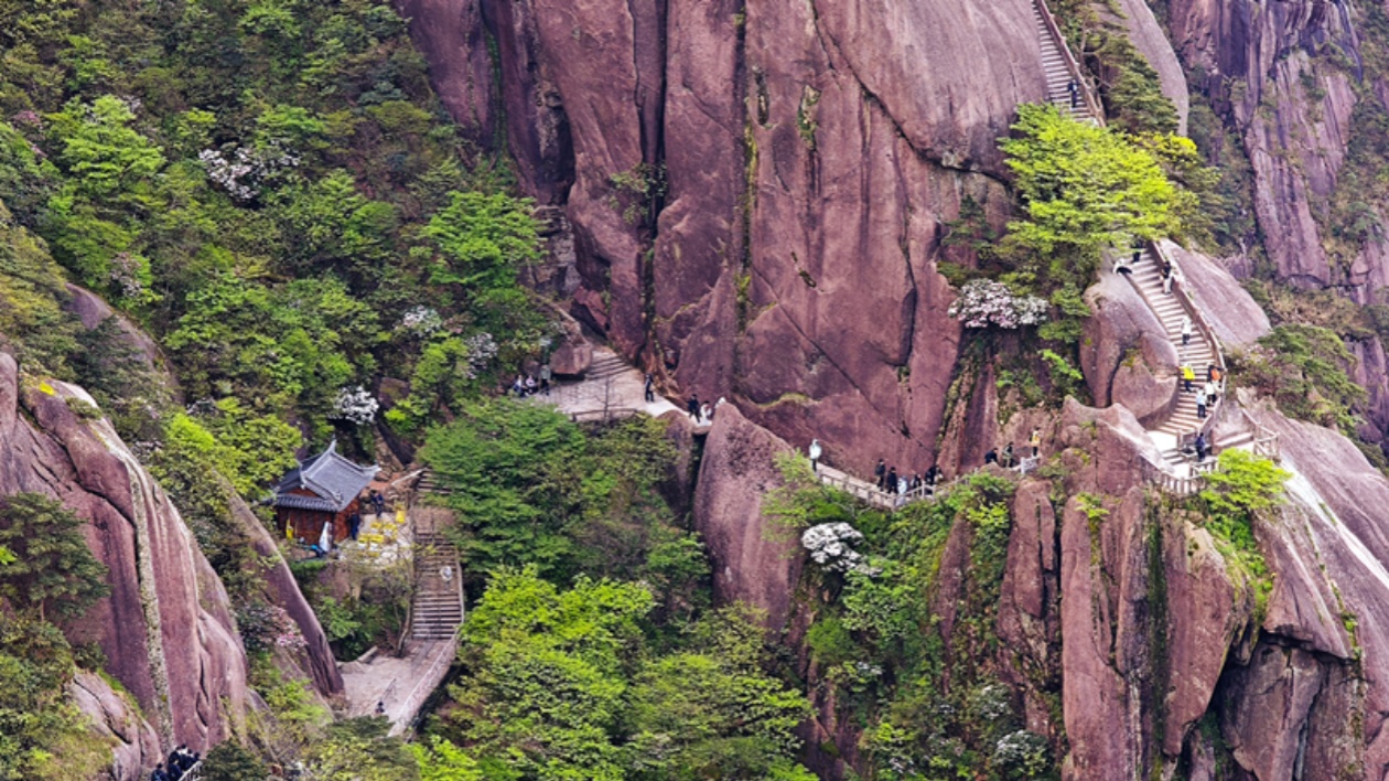 同比增長(zhǎng)9.7%  五一假期13萬(wàn)客樂(lè)游黃山