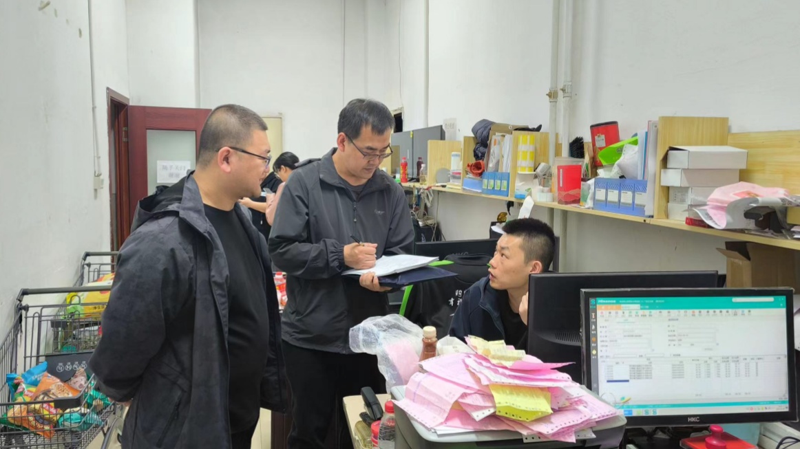 大興安嶺地區(qū)商務(wù)局開(kāi)展「誠(chéng)信進(jìn)企業(yè)」宣傳活動(dòng)  營(yíng)造誠(chéng)信經(jīng)營(yíng)氛圍