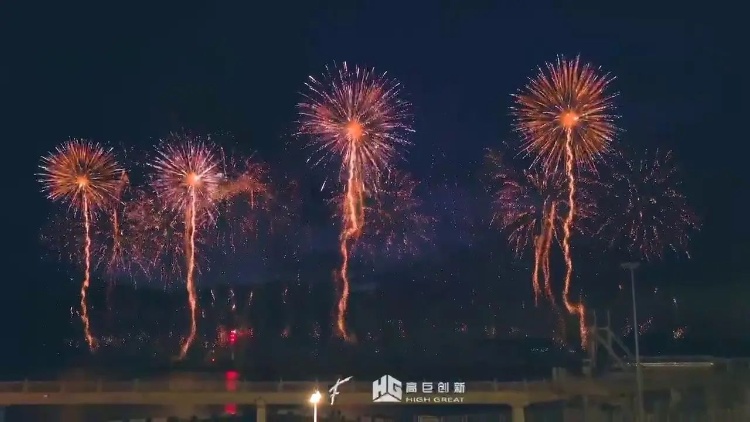 有片丨深圳企業(yè)「閃亮」巴黎奧運 龍崗無人機用「賽博煙花」點亮法蘭西夜空！