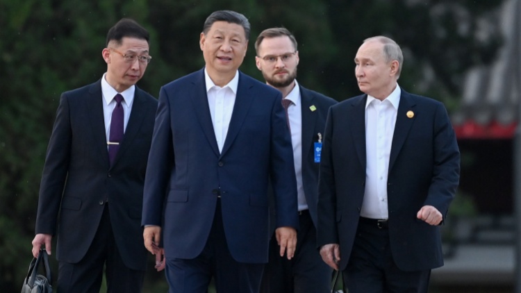 習(xí)近平同俄羅斯總統(tǒng)普京在中南海小範(fàn)圍會(huì)晤