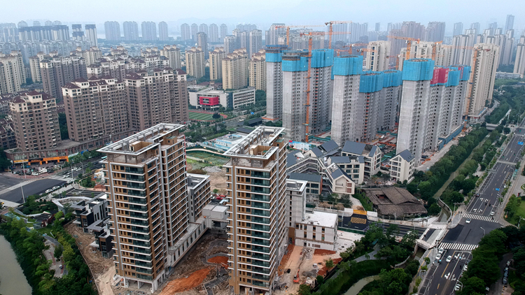 何立峰：商品房庫(kù)存較多城市 政府可收購(gòu)部分商品房用作保障性住房