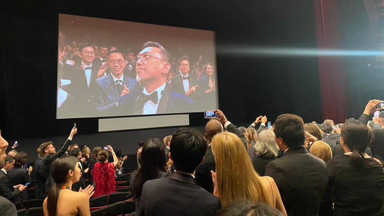 楊潤(rùn)雄：《九龍城寨之圍城》康城影展獲全場(chǎng)起立鼓掌 對(duì)當(dāng)局有鼓舞作用