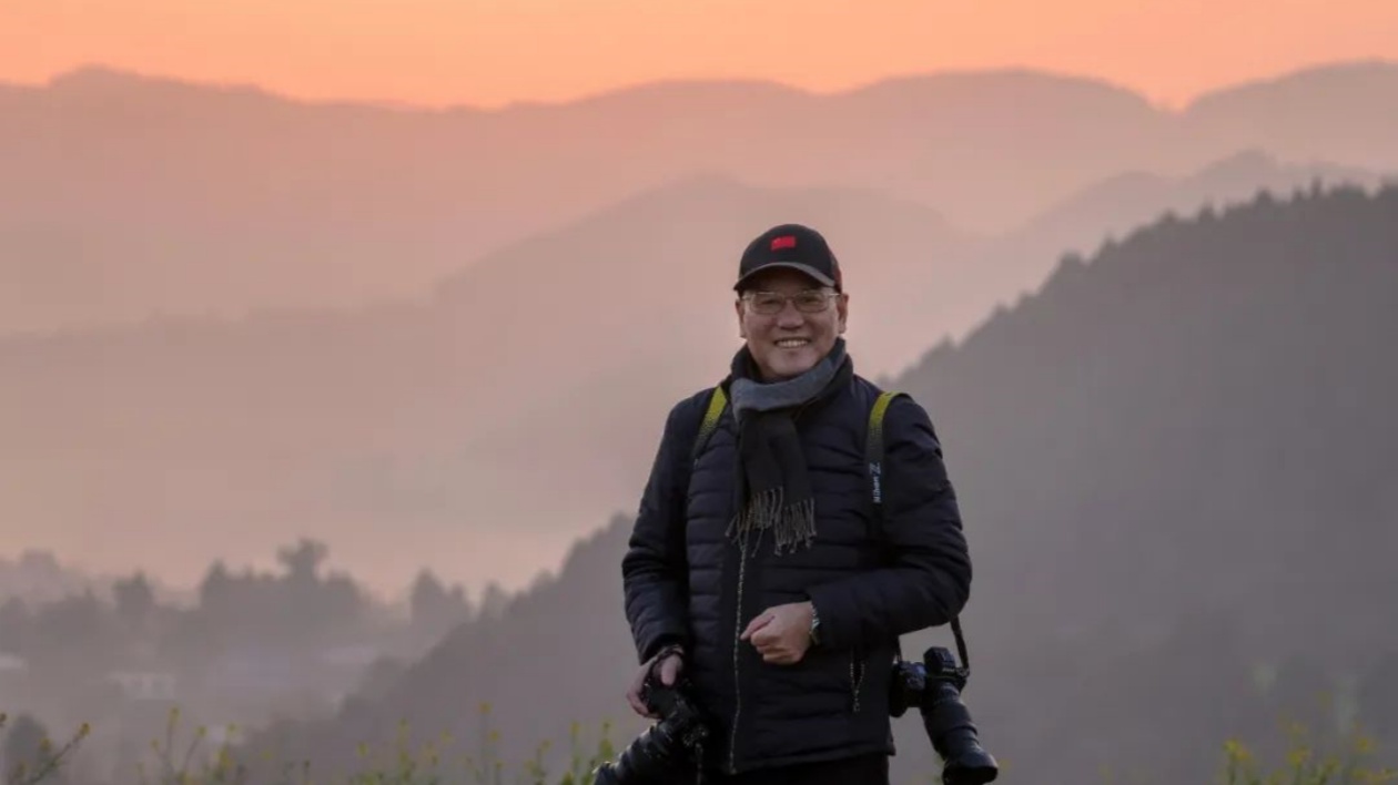 四川德陽(yáng)攝影家斬獲2024中國(guó)攝影金龍獎(jiǎng)評(píng)委會(huì)大獎(jiǎng)