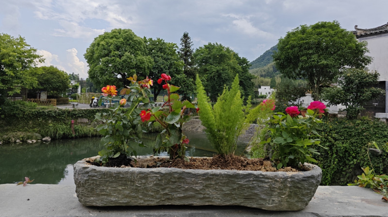 皖黟縣宏村鎮(zhèn)：「和美鄉(xiāng)村」如詩如畫