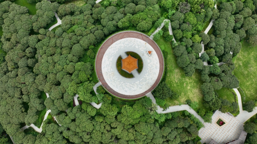 孟凡利到深圳光明區(qū)調(diào)研 乘勢而上 快作善為 以科技創(chuàng)新引領(lǐng)現(xiàn)代化產(chǎn)業(yè)體系建設(shè)推動高質(zhì)量發(fā)展