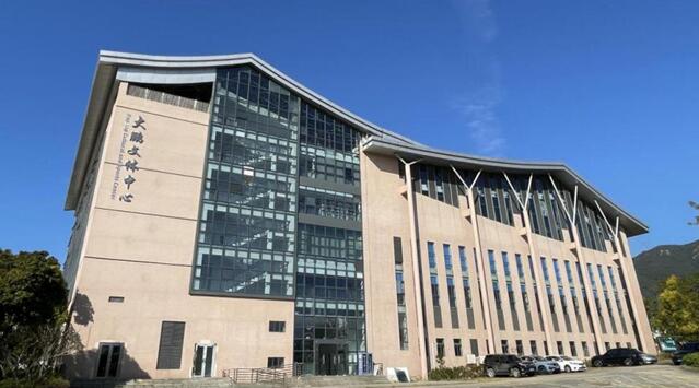 大鵬原創(chuàng)舞臺粵劇弘揚(yáng)愛國精神 《大亞灣第一槍》上演