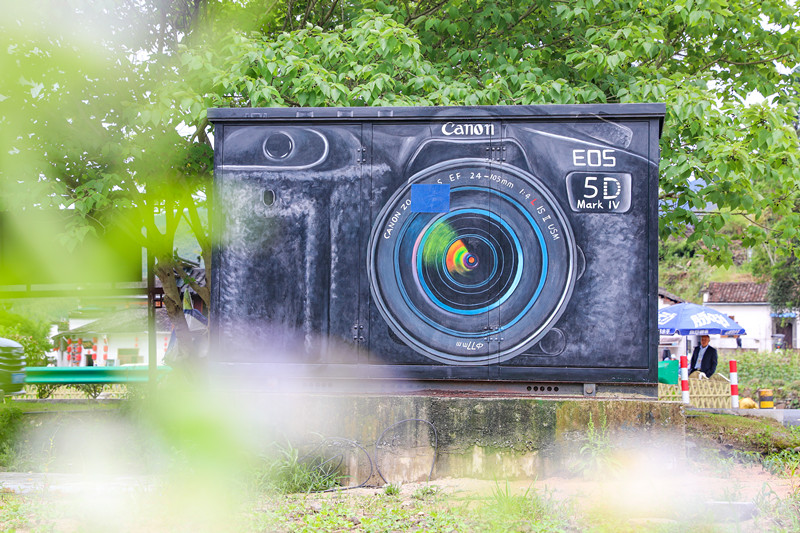 創(chuàng)意空間創(chuàng)新旅拍 皖黟縣奇妙牆繪造就「徽州夢(mèng)」