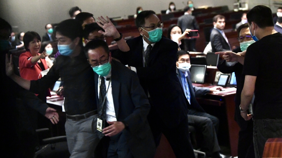 支持禁制經(jīng)濟支援羅冠聰?shù)忍臃?葉劉：強調(diào)政府是依法辦事