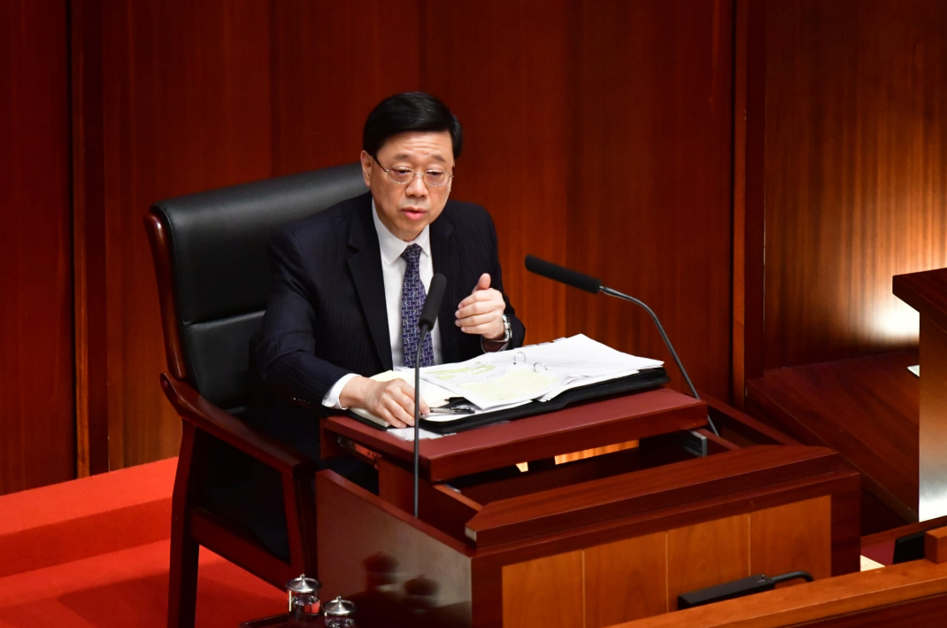 李家超出席立法會答問會 談發(fā)展新質(zhì)生產(chǎn)力及推動文旅融合