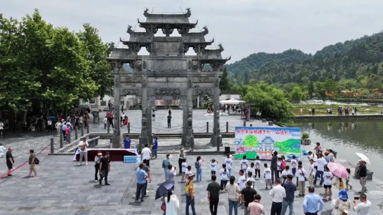 從寫(xiě)生、攝影到影視劇拍攝  安徽黟縣「光影夢(mèng)」栩栩如生（上）