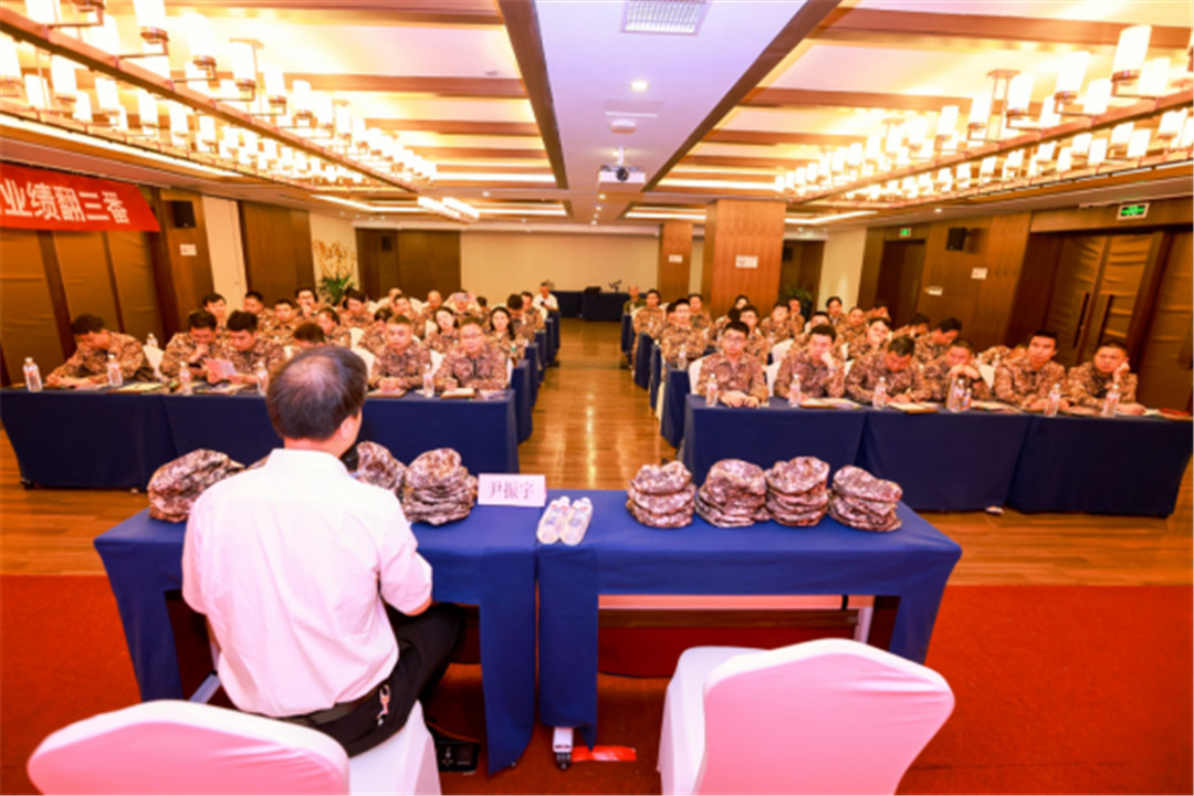 湖南省電子信息協(xié)會(huì)赴井岡山開(kāi)展紅色教育培訓(xùn)