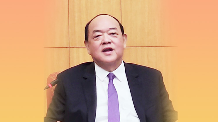 有片｜【港媒一姐走灣區(qū)】土地限制澳門發(fā)展？ 賀一誠回答亮了！