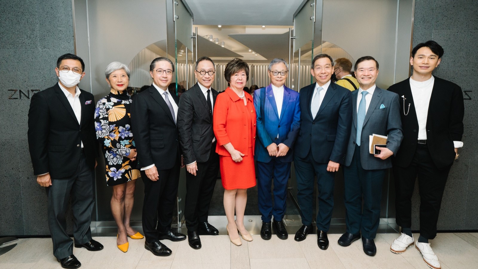 【時尚】金星珠寶聯(lián)乘藝術(shù)家陳幼堅 合推全新珠寶品牌