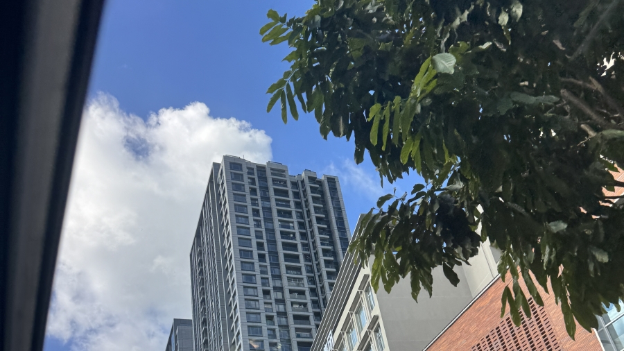 深圳今年首個高溫預(yù)警信號生效