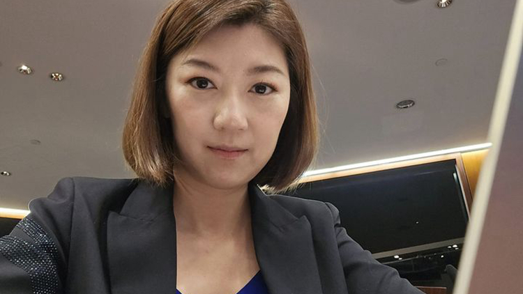 容海恩：提高購物免稅額為香港經(jīng)濟(jì)復(fù)蘇及多元發(fā)展注入強(qiáng)心針