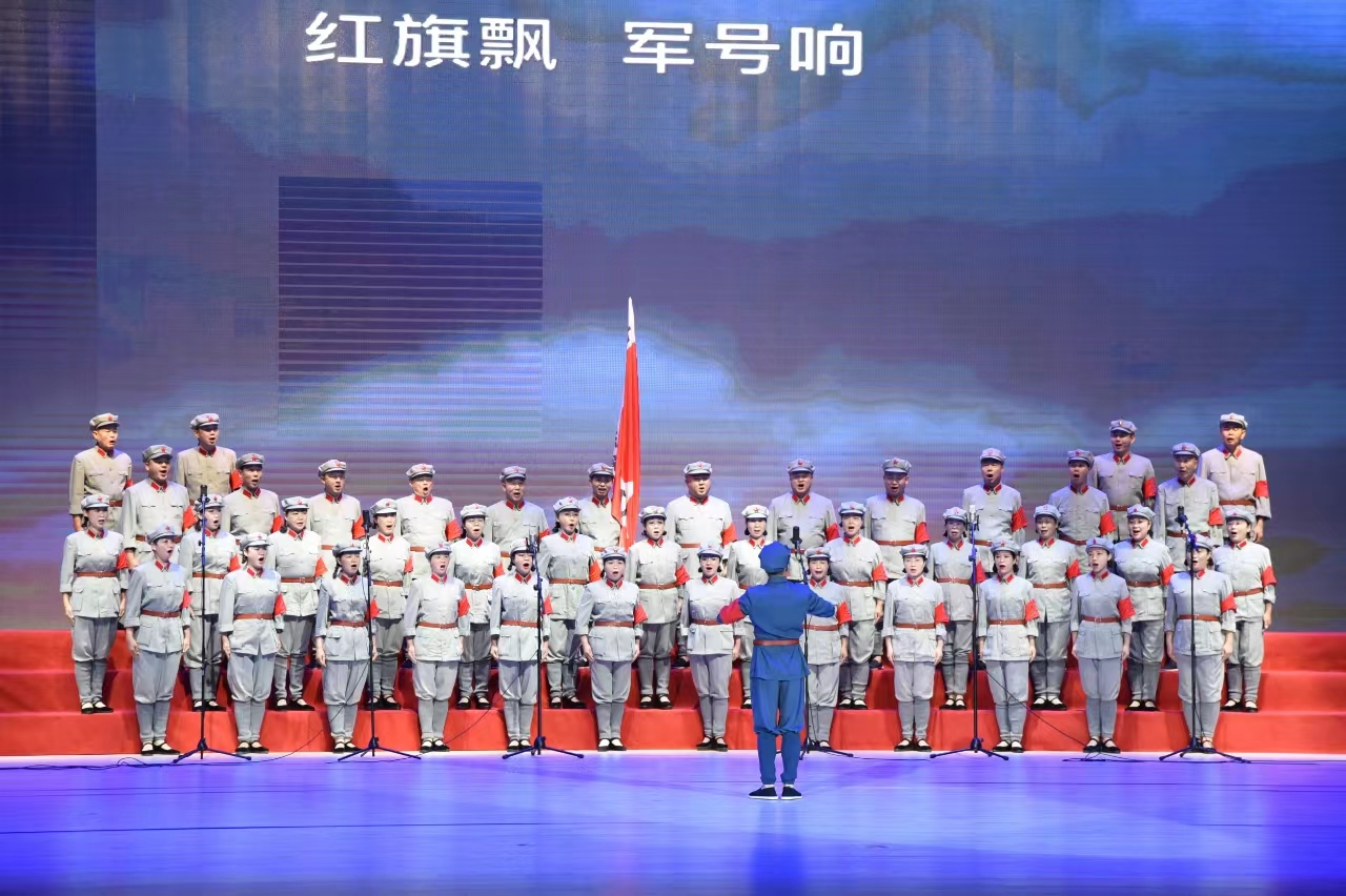 黑龍江雙鴨山「永遠(yuǎn)跟黨走 一起向未來」迎慶 「七一」主題系列活動拉開帷幕