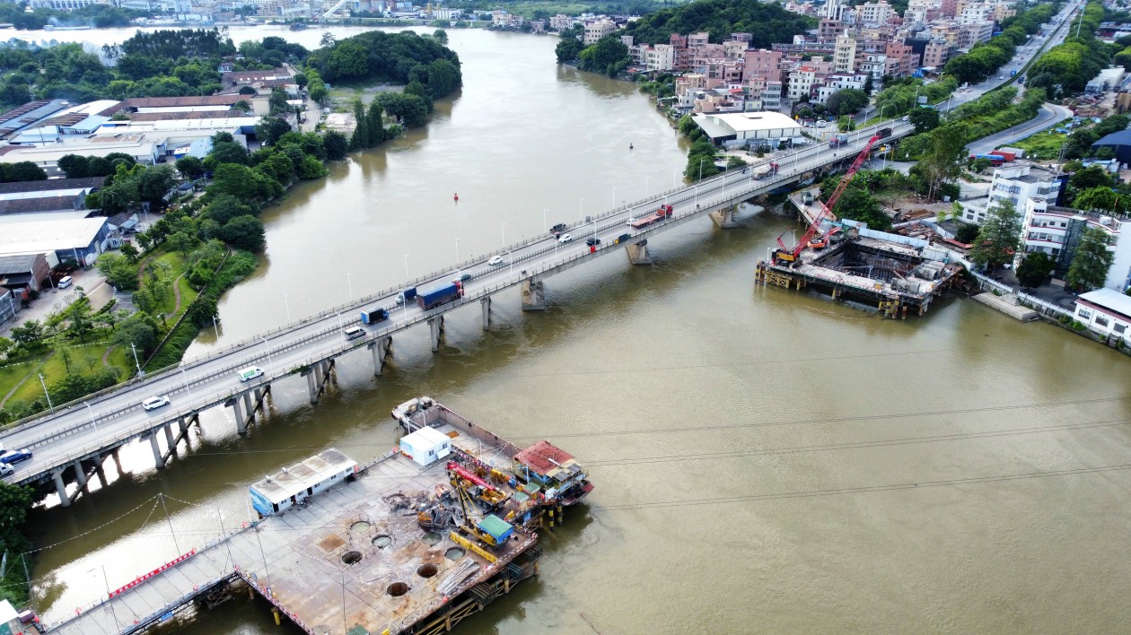 廣佛環(huán)線的最後一塊拼圖  廣佛西環(huán)項目官窯西南涌特大橋主墩樁基完成