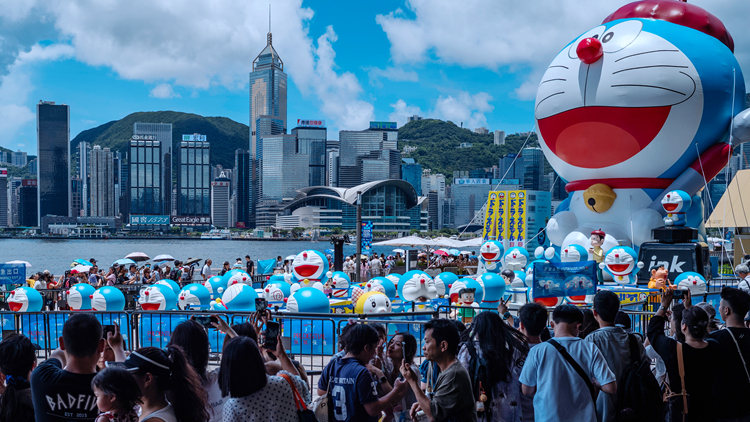 多啦A夢(mèng)巡迴特展香港站正式揭幕 吸引大批市民及遊客參觀「打卡」