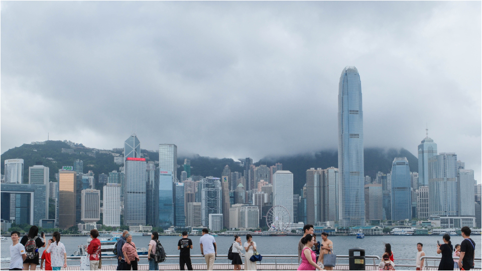 天文臺：黃昏至晚上考慮發(fā)出一號戒備信號