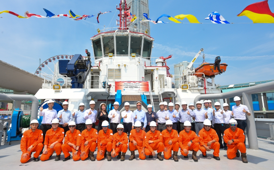 香港首兩艘本地領(lǐng)牌液化天然氣—輕柴油雙燃料拖輪投入服務(wù)