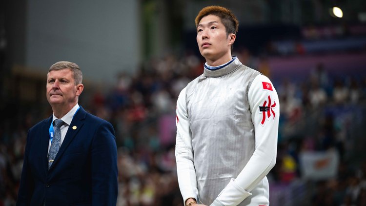 張家朗15:10刺走莫梓維 10點(diǎn)20分硬撼主隊(duì)劍手拿霍特爭(zhēng)入4強(qiáng)